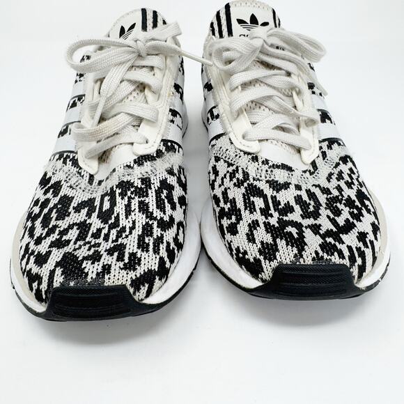 Adidas Women's Swift Run Black & White Leopard Print Sneakers 8.5 - Picture 3 of 7